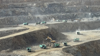 新能源电动货车换电服务让绿色运输无续航焦虑，让物流运营更高效